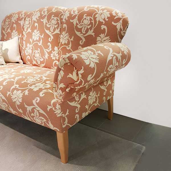 wohnzimmersofa tischsofa kuechensofa sofa couch Esstisch orange rot esstischsofa esszimmer sensa einrichtungen muenster 