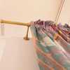 fensterdeko deko schal vorhang gardine gemustert abstrakt mehrfarbig gardinenstange sensa einrichtungen muenster